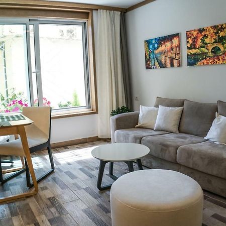 Venere Tirana Suite Deluxe Εξωτερικό φωτογραφία