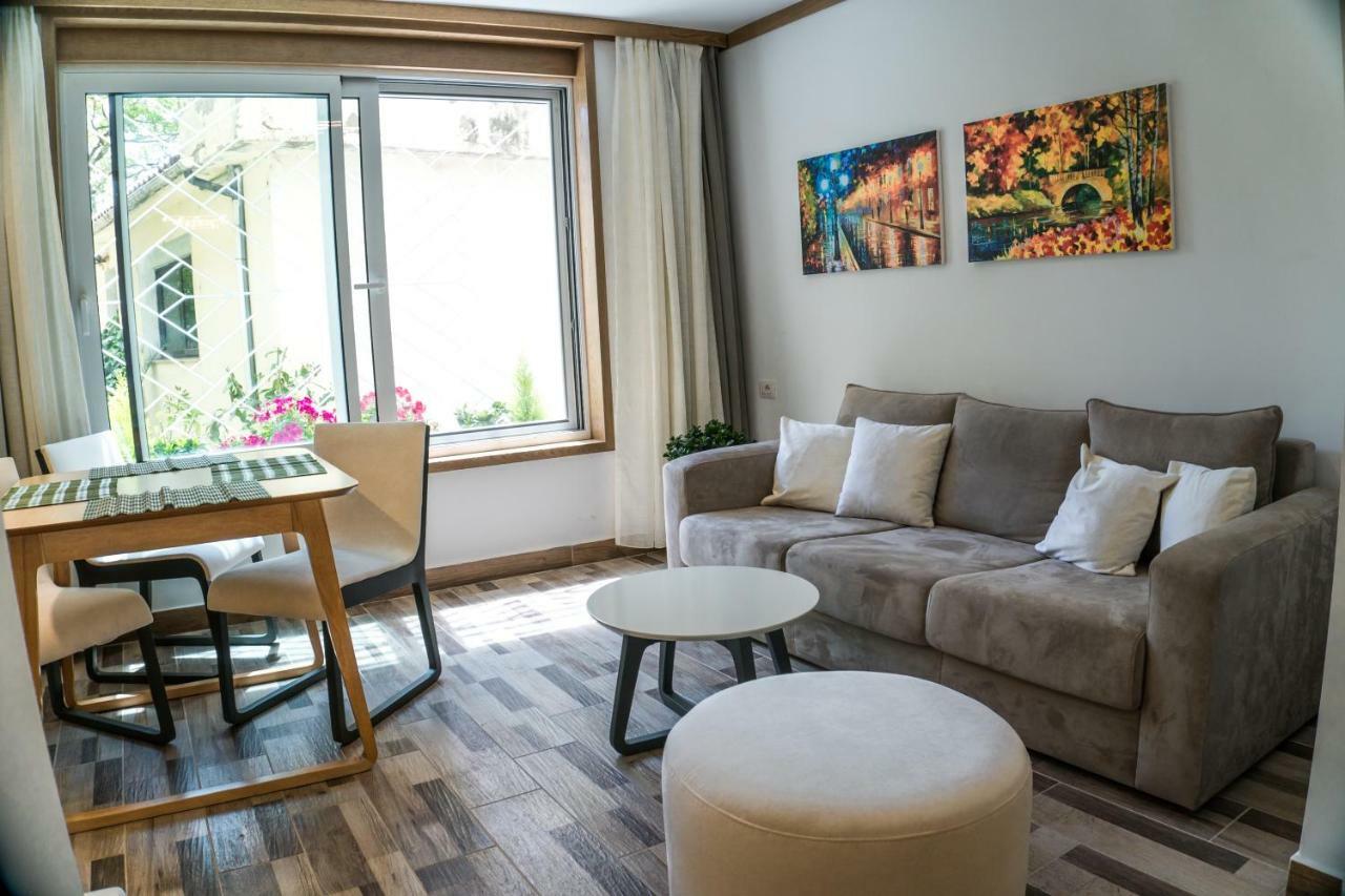 Venere Tirana Suite Deluxe Εξωτερικό φωτογραφία