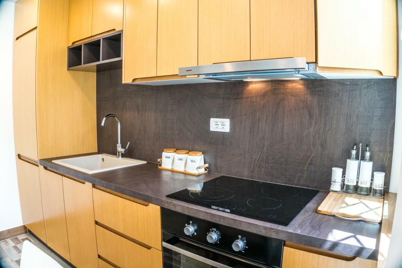 Venere Tirana Suite Deluxe Εξωτερικό φωτογραφία